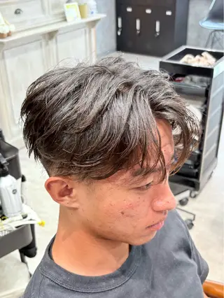 パーマ メンズ 井川 哲也のヘアスタイル
