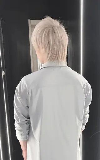 カラー メンズ 森本 笑のヘアスタイル