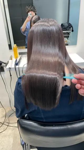 ミディアム SALOWIN 梅田所属・山口滉斗/美髪 縮毛矯正/髪質改善のヘアスタイル