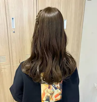 セミロング LOREN＋透明感 オリーブhirokoのヘアスタイル