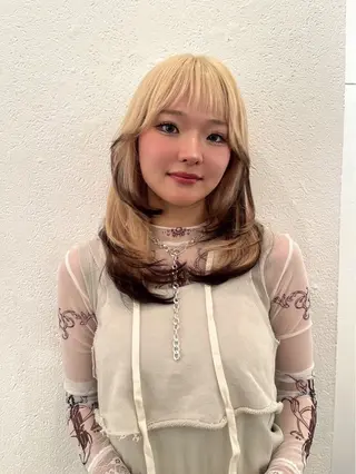 カラー euphoria所属・内間 光輝のヘアスタイル