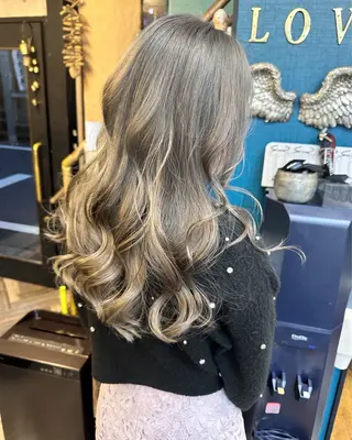 ロング Ryuka  hair salon所属・Ryuka MAMIKAのヘアスタイル