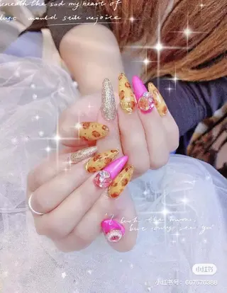 セミロング ネイル パンダ ネイルのネイルデザイン