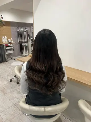 ロング マテリアル 中央駅店のヘアスタイル