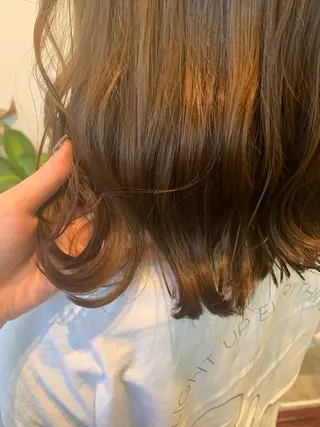 ミディアム カラー ハイトーン/レイヤー 💜Akaneのヘアスタイル