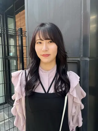 カラー yuka/ロング/ レイヤーカットモデルのヘアスタイル