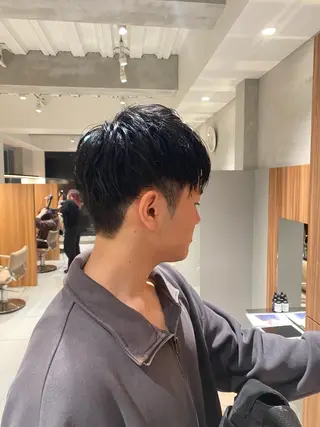 メンズ kou🌥️艶カラー |メンズカットのヘアスタイル