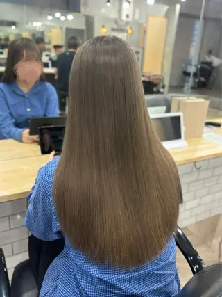 ロング カラー angelica難波 Hinaのヘアスタイル