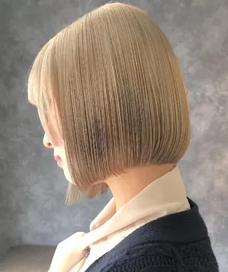カラー ミディアム iloli　メニューの無い美容室所属・iloli代表　前田 雄也　のヘアスタイル