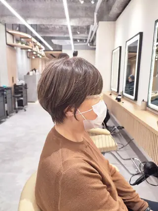 ショート Lond profil 浦和所属・【似合わせ・レイヤー ・パーマ】海気のヘアスタイル