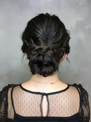 ロング ヘアアレンジ Aimer Hair Design Lewis所属・伊藤 いほみの眉毛・アイブロウイメージ