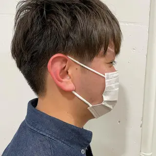 ショート ブリーチなしで透け感 暖色カラーボブaoiのヘアスタイル