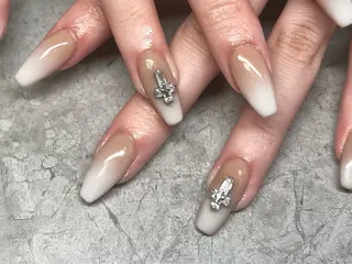 ネイル ONIKA Nail 青山通り店所属・ONIKA Nail 表参道A4徒歩2分のネイルデザイン