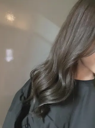 ロング カラー ヤマナカ エリカのヘアスタイル