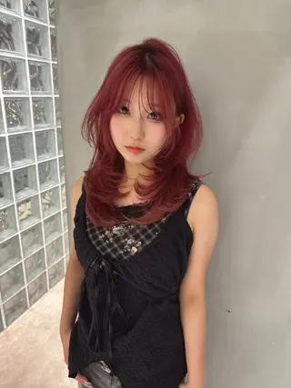 ロング 透明感×艶ハイトーン Takeruのヘアスタイル