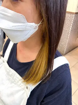 セミロング カラー 白髪ぼかし脱白髪染め 大塚綾のヘアスタイル