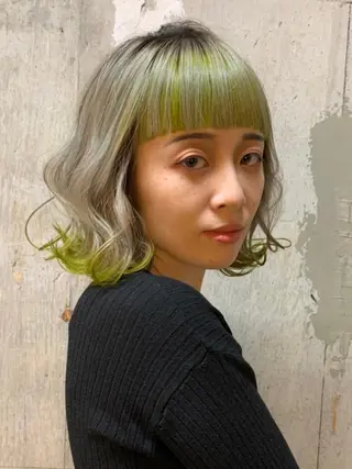 ミディアム カラー 🎀ハイトーン/レイ ヤー/Reina🎀のヘアスタイル