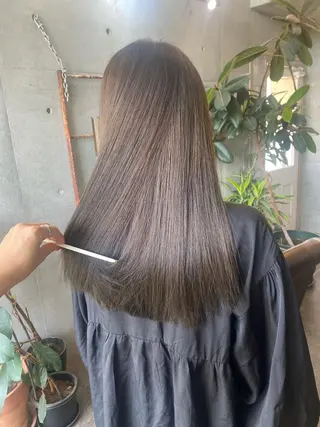 ロング カラー パーマ ヘアアレンジ メンズ キッズ ネイル マツエク・マツパ アイブロウ モリモト サナのヘアスタイル