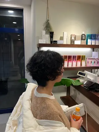 ショート パーマ 大人透明感艶カラー 寺田稜のヘアスタイル