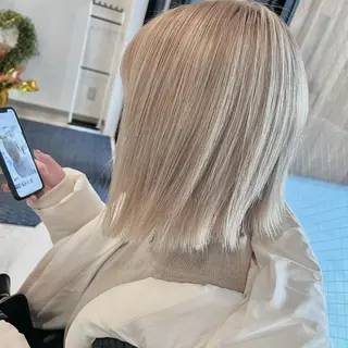 ショート ブリーチ毛に縮毛矯正 ✨カラー✨山田 正幸のヘアスタイル