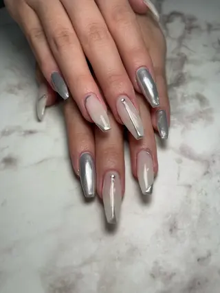 ネイル Nail Salon L'arc所属・☆Mèo ☆のネイルデザイン