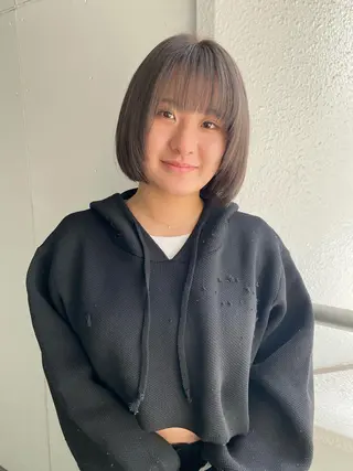 ショート カラー yiye 青山所属・無料カットモデル募集 🌱ひょうがのヘアスタイル