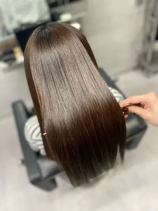 ロング 艶髪/縮毛矯正 🫧辻野海羽のヘアスタイル