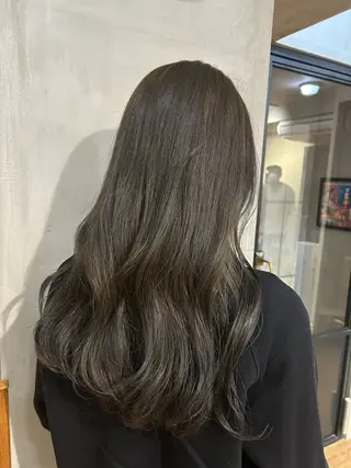 ロング カラー きよまつ みさきのヘアスタイル