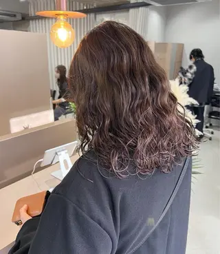 セミロング カラー パーマ 森山 陽菜のヘアスタイル