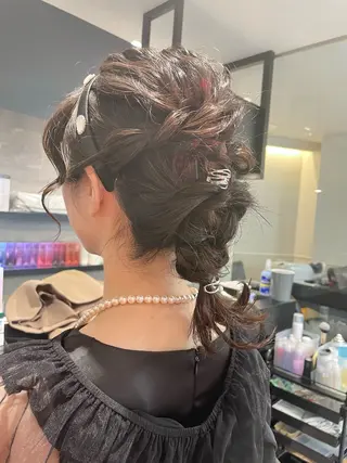 ミディアム ヘアアレンジ ダブルカラー🦖 /髪質改善⚡️しおりのヘアスタイル