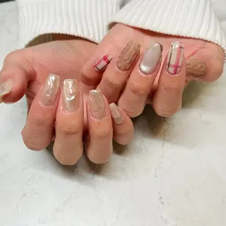 ネイル プライベートサロンmilla所属・milla Tanakaのネイルデザイン