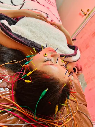 美容鍼灸サロン mahoroba院長のエステ・リラクイメージ