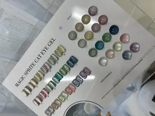 ネイル ♡4U NAIL& 韓国美容＆ネイル♡の眉毛・アイブロウイメージ