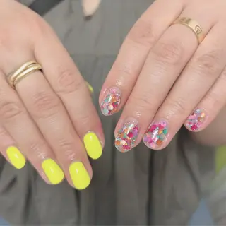 ネイル mano nella mano所属・mano nella manoのネイルデザイン