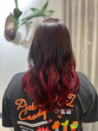 カラー 山本 寛大のヘアスタイル