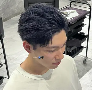 ショート カラー メンズ 透明感カラー🪼🩵 𝐑𝐢𝐧のヘアスタイル