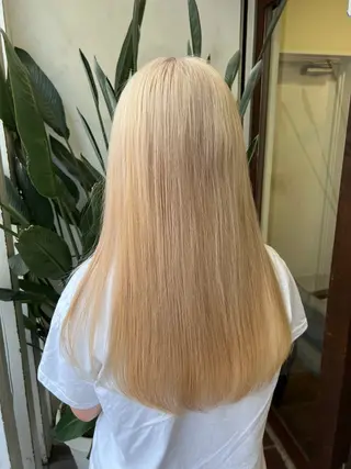 ロング カラー ブリーチカラー🦖 岡部木乃夏のヘアスタイル