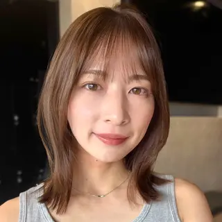 ミディアム カラー 顔まわり/レイヤー/ 透明感/まいな🥨のヘアスタイル