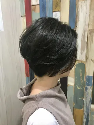 カラー 嶋村夏実🌼レイヤー 🌸白髪ぼかしのヘアスタイル