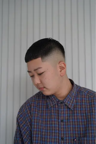 メンズ brunt jet所属・関 晃哉のヘアスタイル