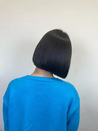 ショート カラー 梅山 美侑のヘアスタイル