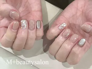 ネイル M+  Beauty Salonのネイルデザイン