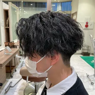 ショート パーマ メンズ 【メンズ縮毛矯正】 田中秀斗のヘアスタイル