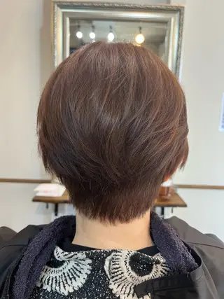 ショート 大石 藍のヘアスタイル