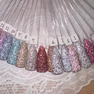 ネイル 羽鳥 薫乃のネイルデザイン