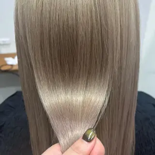 ロング スパニスト おおつかちなつのヘアスタイル