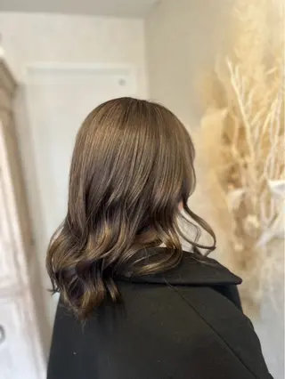 セミロング カラー LEAPS adore都島店所属・みゆう 都島/透明感のヘアスタイル