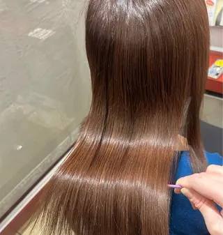 ミディアム カラー 勝屋 有梨のヘアスタイル