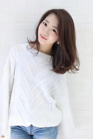 ミディアム カラー パーマ 小濱 秀人のヘアスタイル