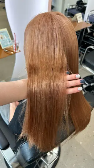 ロング カラー 髪質改善／艶髪／ タカハシ セリナのヘアスタイル